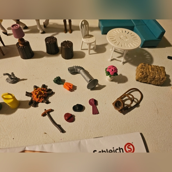 Schleich Horse Club Camper for Secret Club Meetings Replacement Parts - Picture 4 of 7